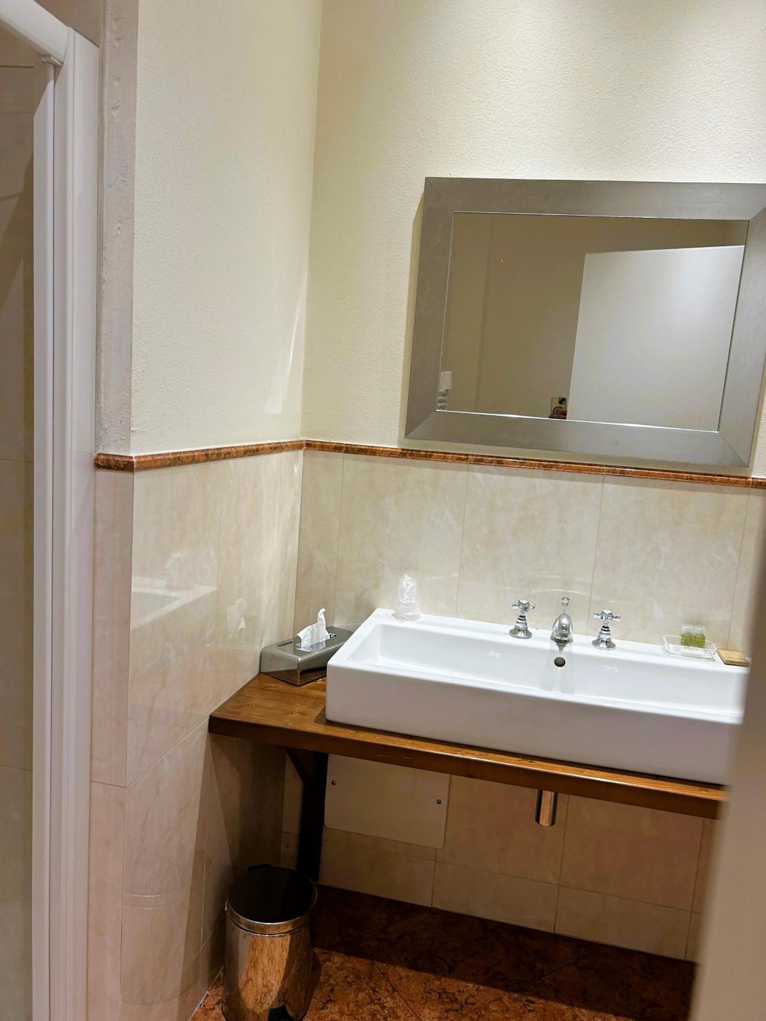 Maestro Suites Верона Екстер'єр фото